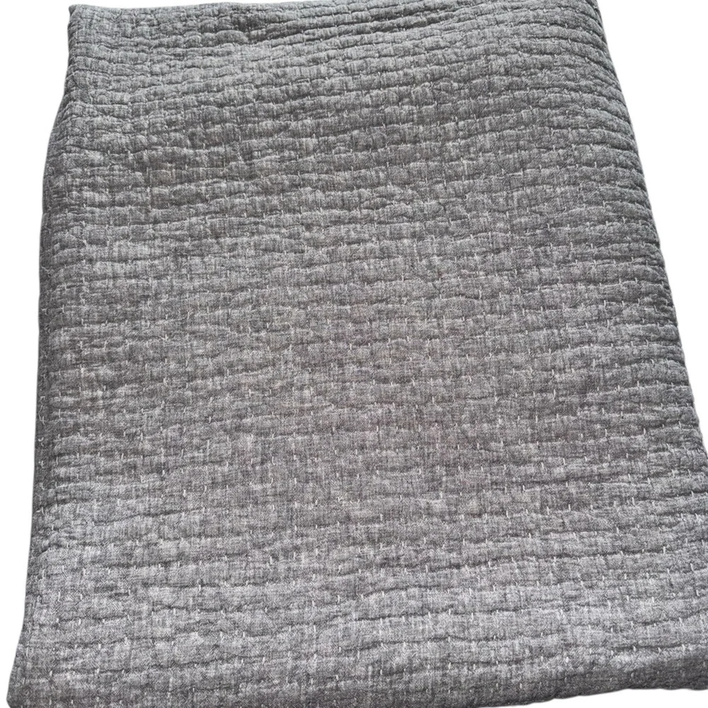 Pottery Barn Pick-Stitch Handcrafted Cotton Linen Quilt Gray King